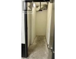 Bathroom - 1422 - 160 Flemington Road, Toronto, ON M6A0A9 Photo 6