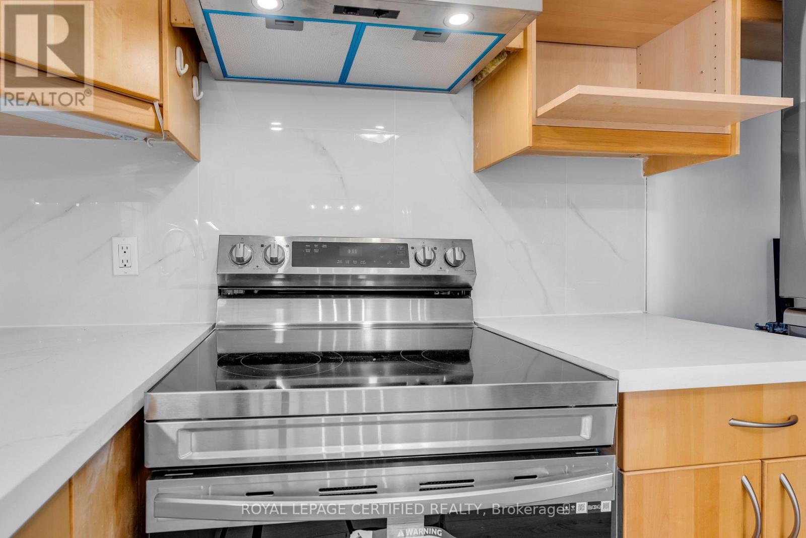MAIN - 586 PINEGROVE ROAD, Oakville (WO West) — photo 11