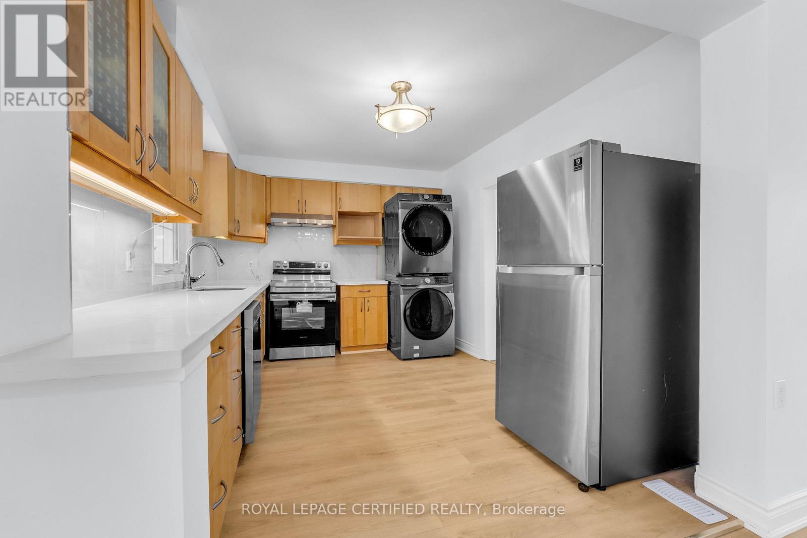 MAIN - 586 PINEGROVE ROAD, Oakville (WO West) — photo 9