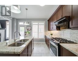 382 Begonia Gardens, Oakville, ON L6M1L7 Photo 11