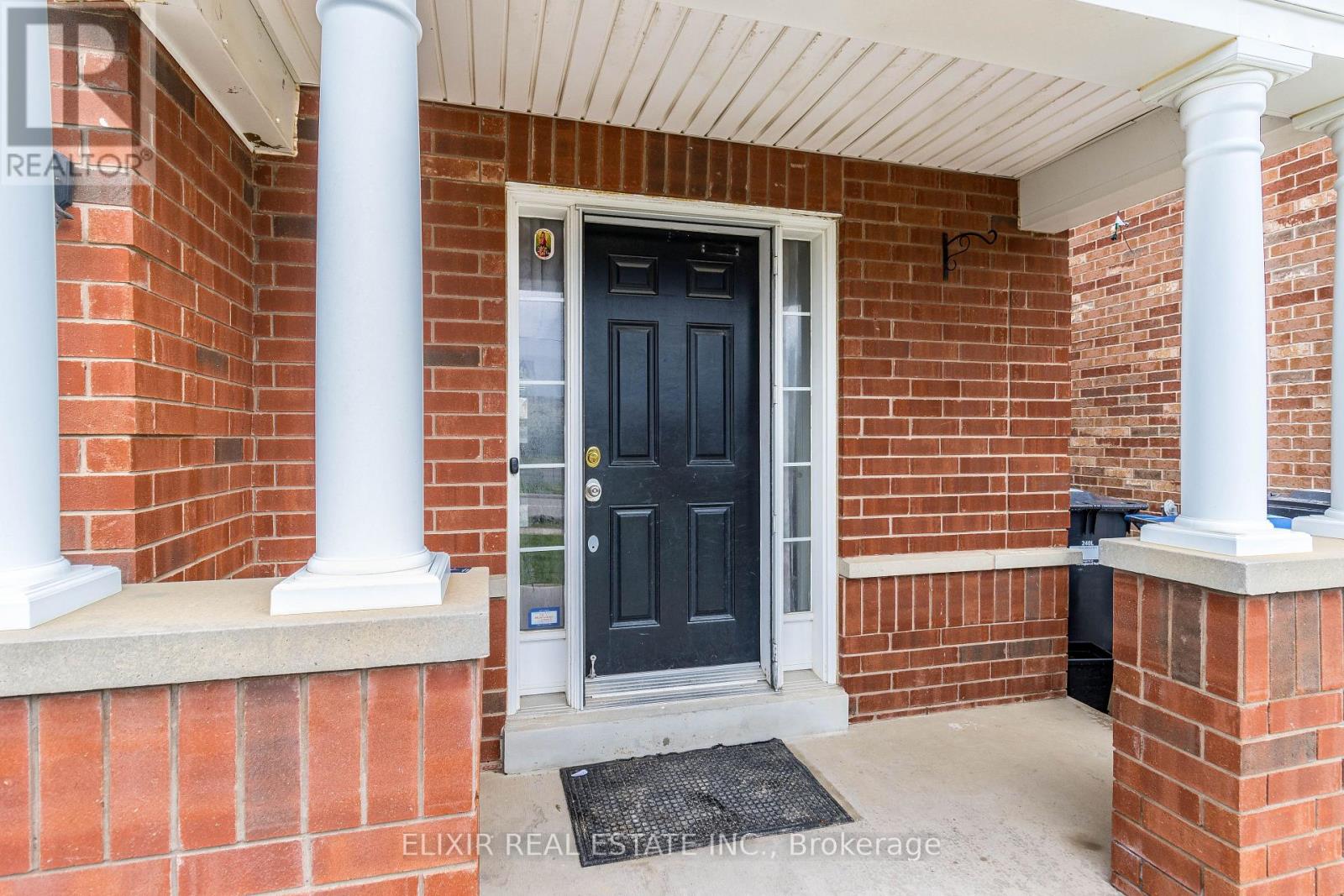 61 BUSHMILL CIRCLE, Brampton (Fletcher's Meadow) — photo 2