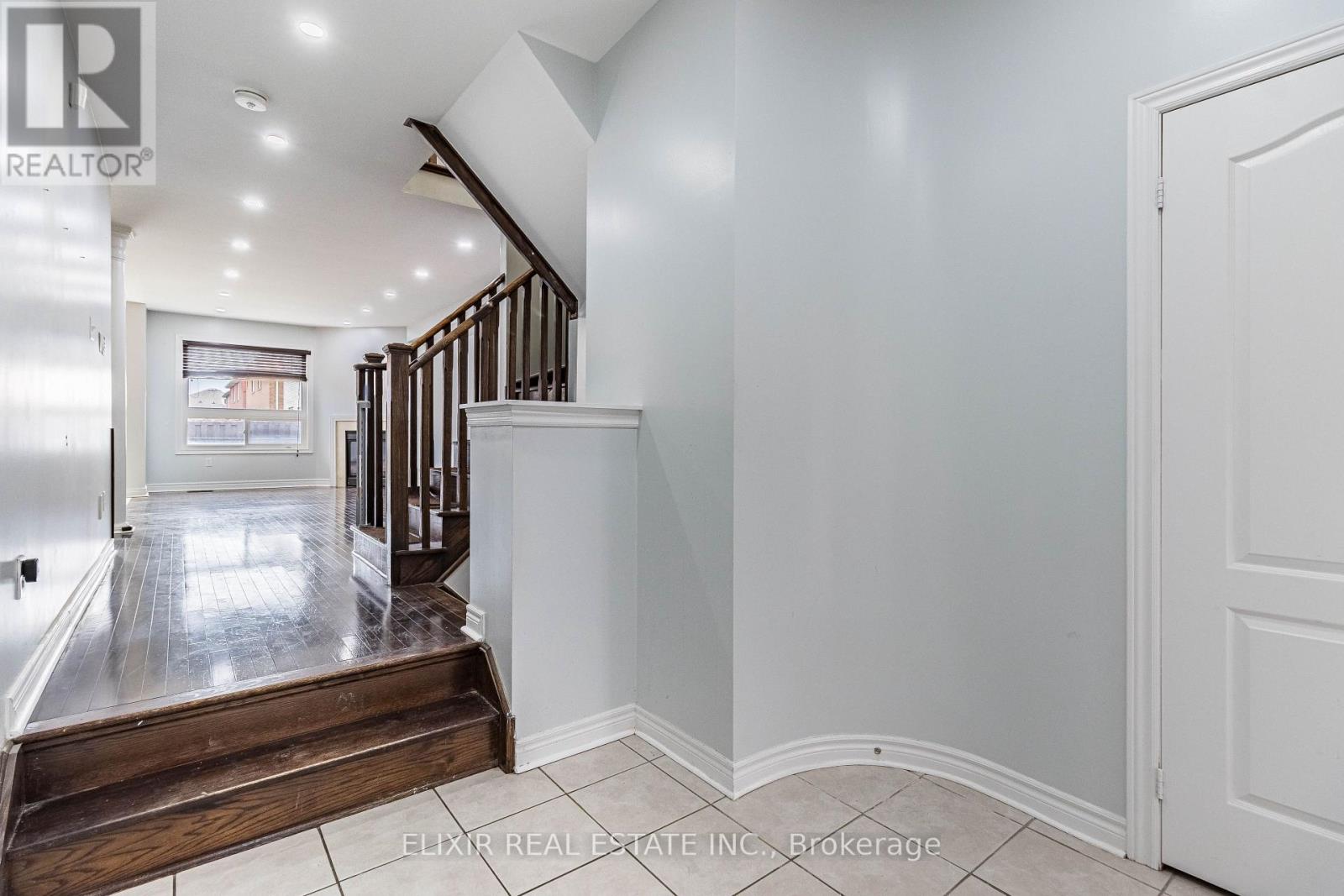61 BUSHMILL CIRCLE, Brampton (Fletcher's Meadow) — photo 5