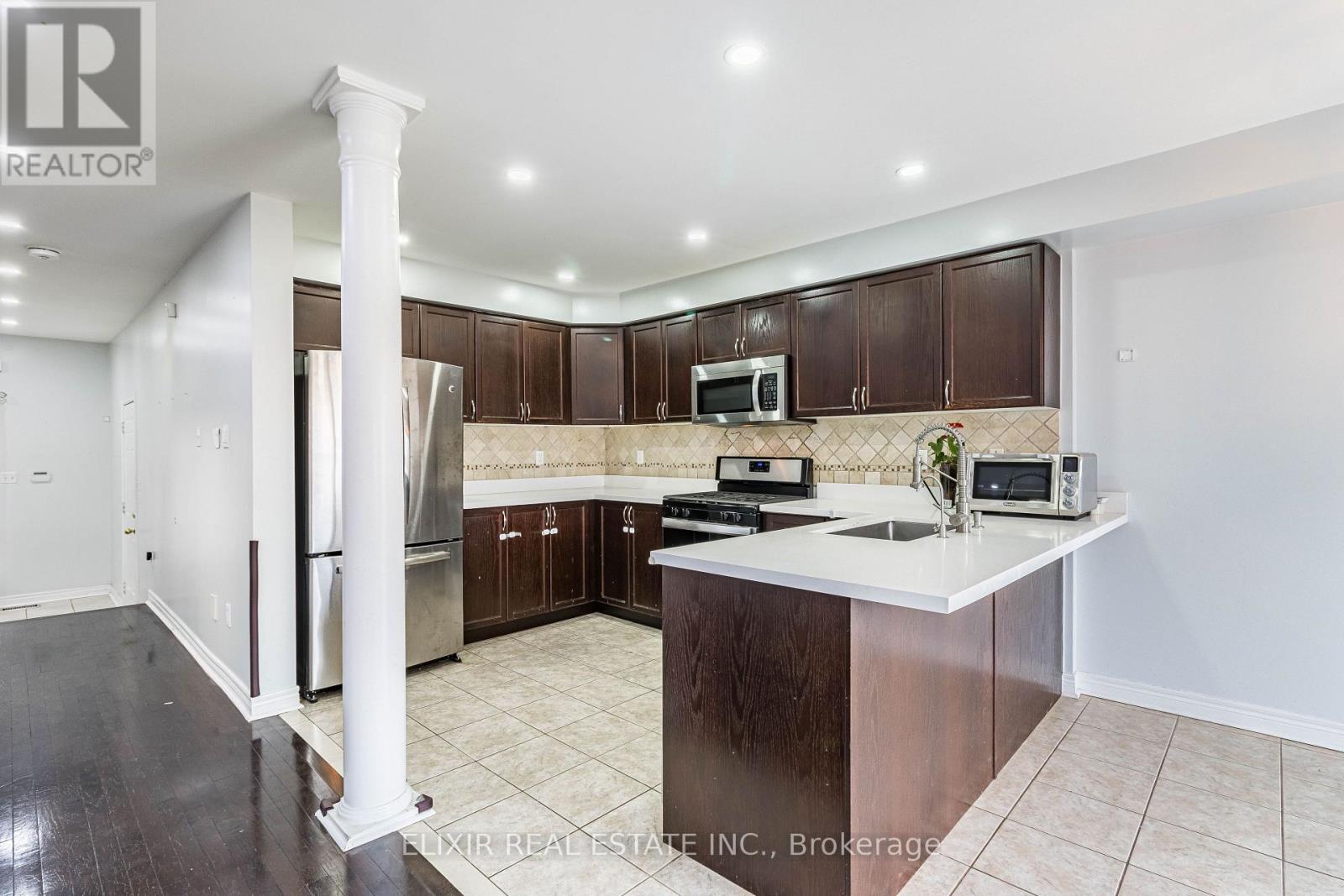 61 BUSHMILL CIRCLE, Brampton (Fletcher's Meadow) — photo 8