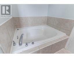 61 Bushmill Circle, Brampton, ON L7A0K7 Photo 19