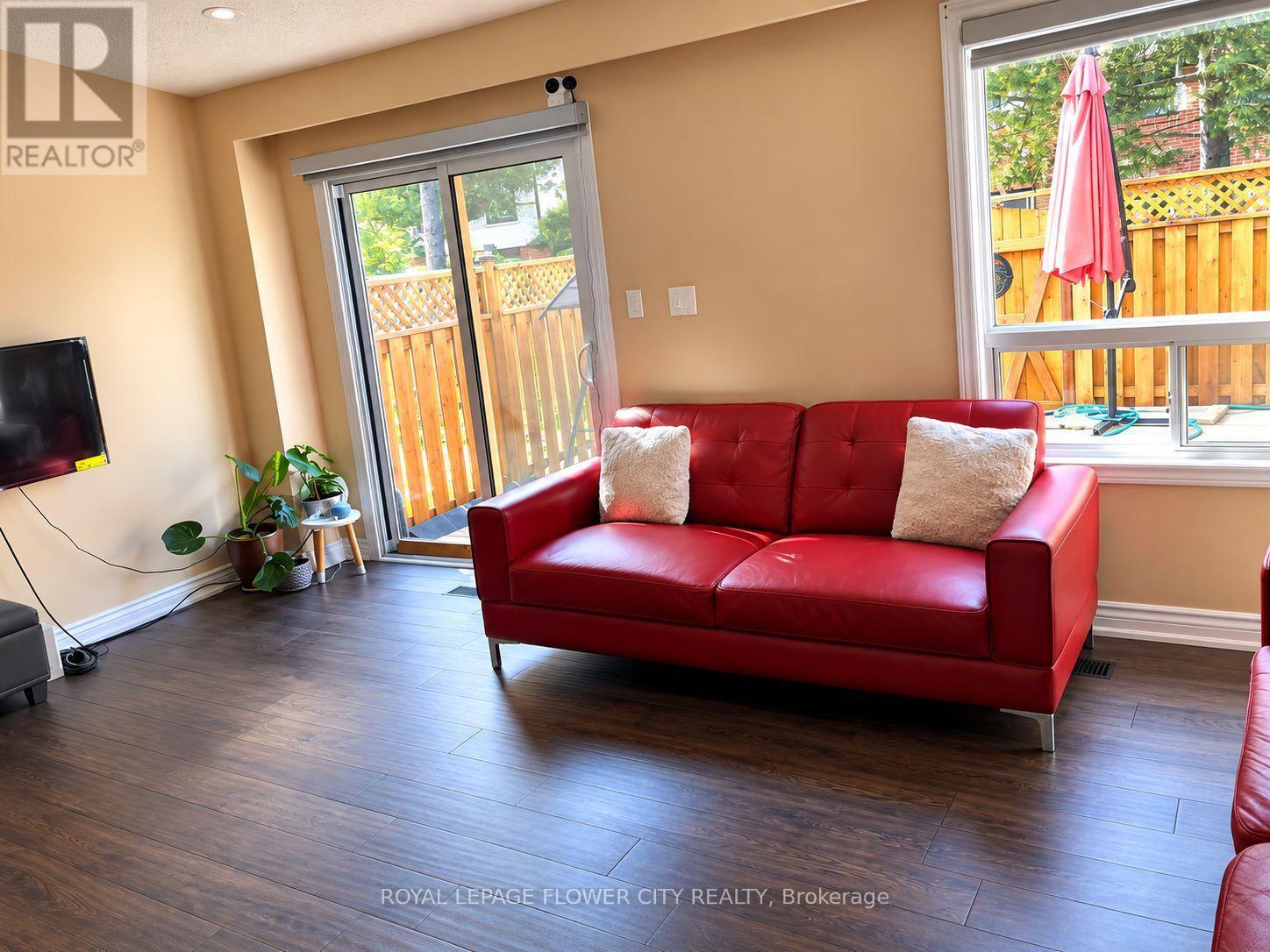 5 - 5 FOSTER CRESCENT, Brampton (Brampton North) — photo 3