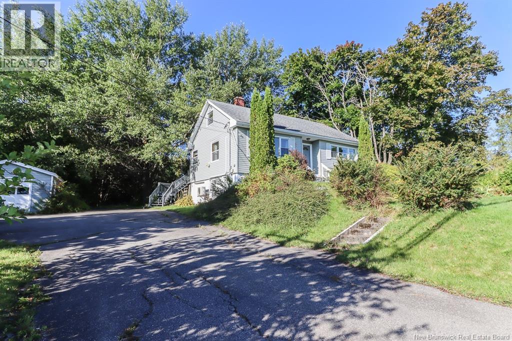 1024 Lorneville Road - 1