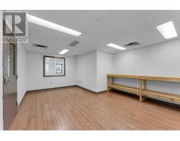 10 Binnington Court, Kingston, ON K7M8S3 Photo 7