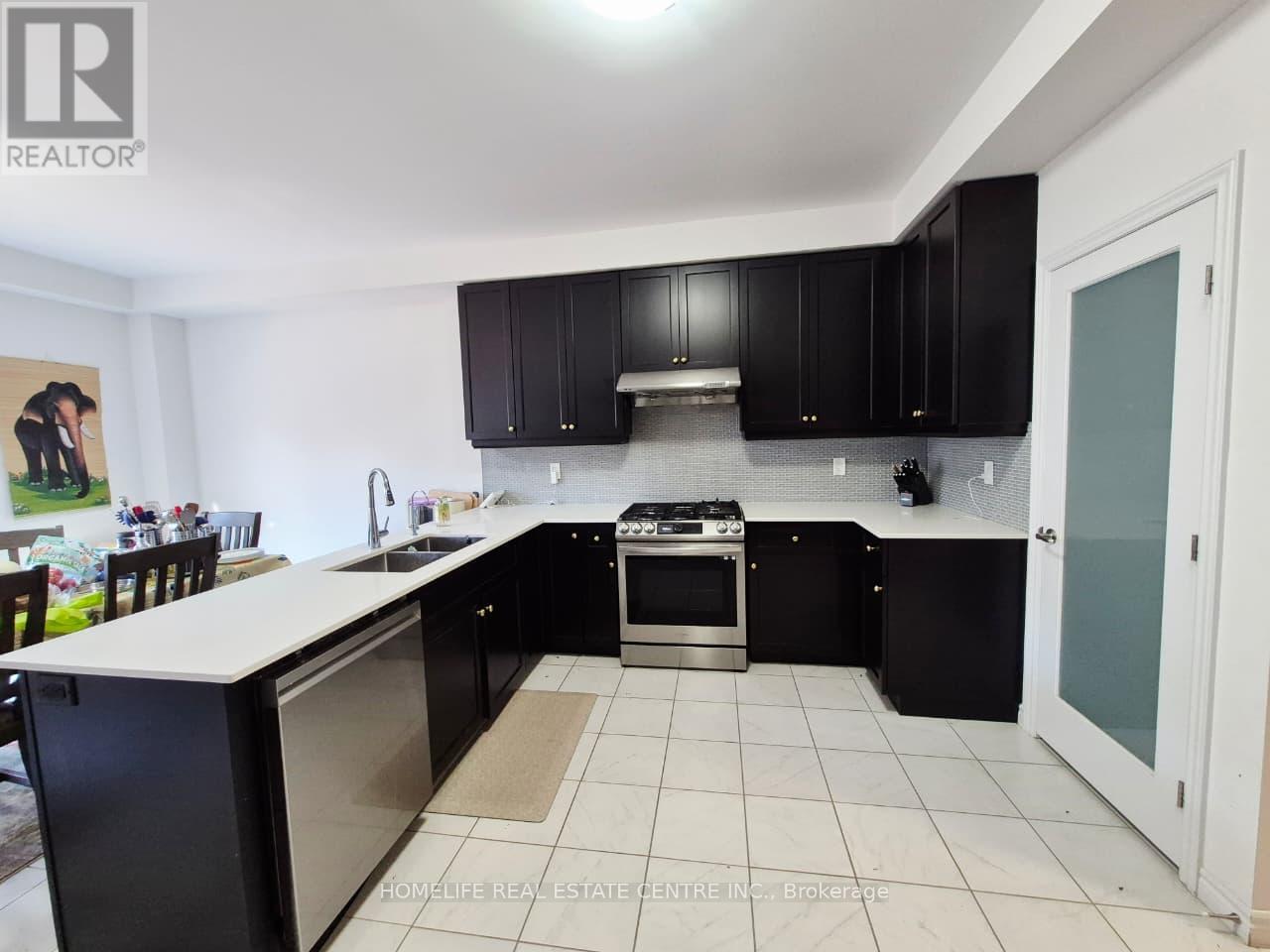 28 LADD AVENUE, Brantford — photo 8