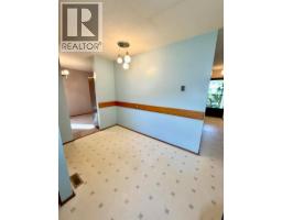 2pc Bathroom - 5409 57 Street, Taber, AB T1G1L7 Photo 7
