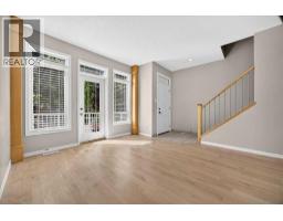 262 21 Avenue NE - photo 5