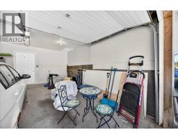 262 21 Avenue NE - photo 47