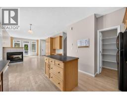 262 21 Avenue NE - photo 16