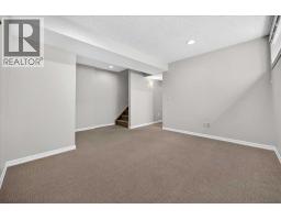 262 21 Avenue NE - photo 37