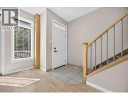 262 21 Avenue NE - photo 3