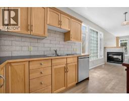 262 21 Avenue NE - photo 18