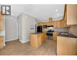 262 21 Avenue NE - photo 13