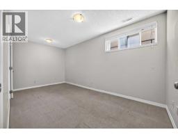 262 21 Avenue NE - photo 41