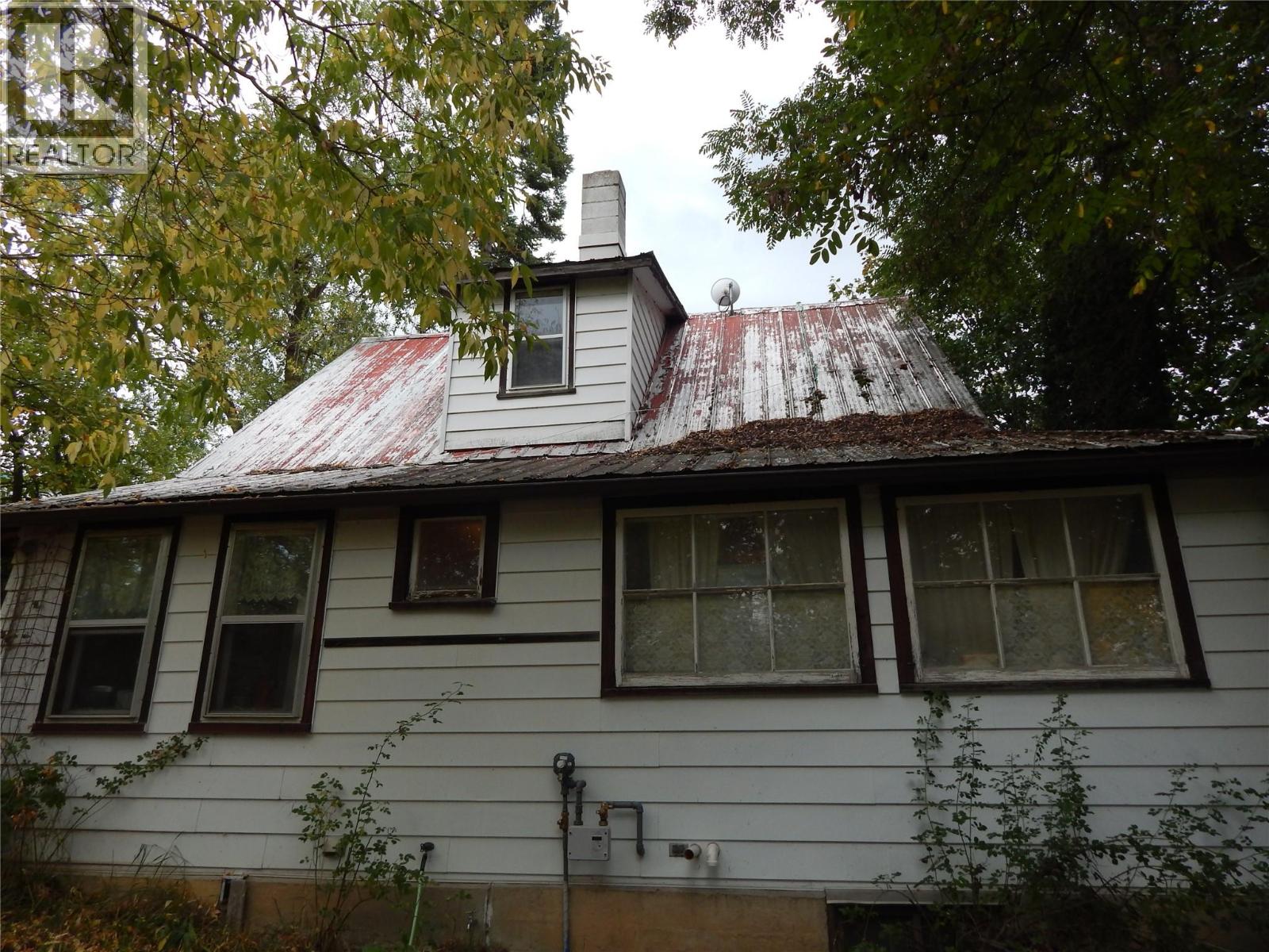 916 Cook Street - 12