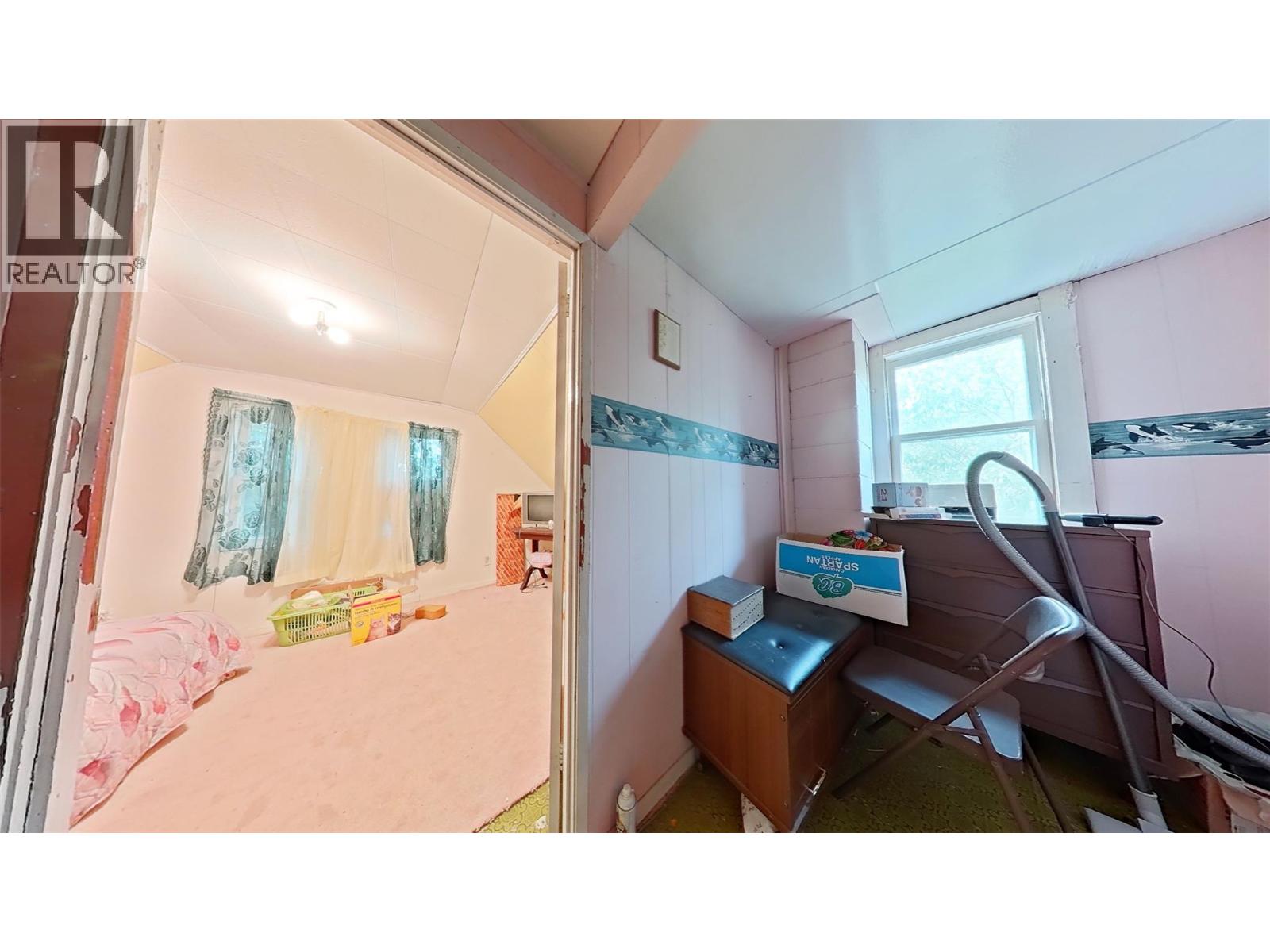 916 Cook Street - Image 34