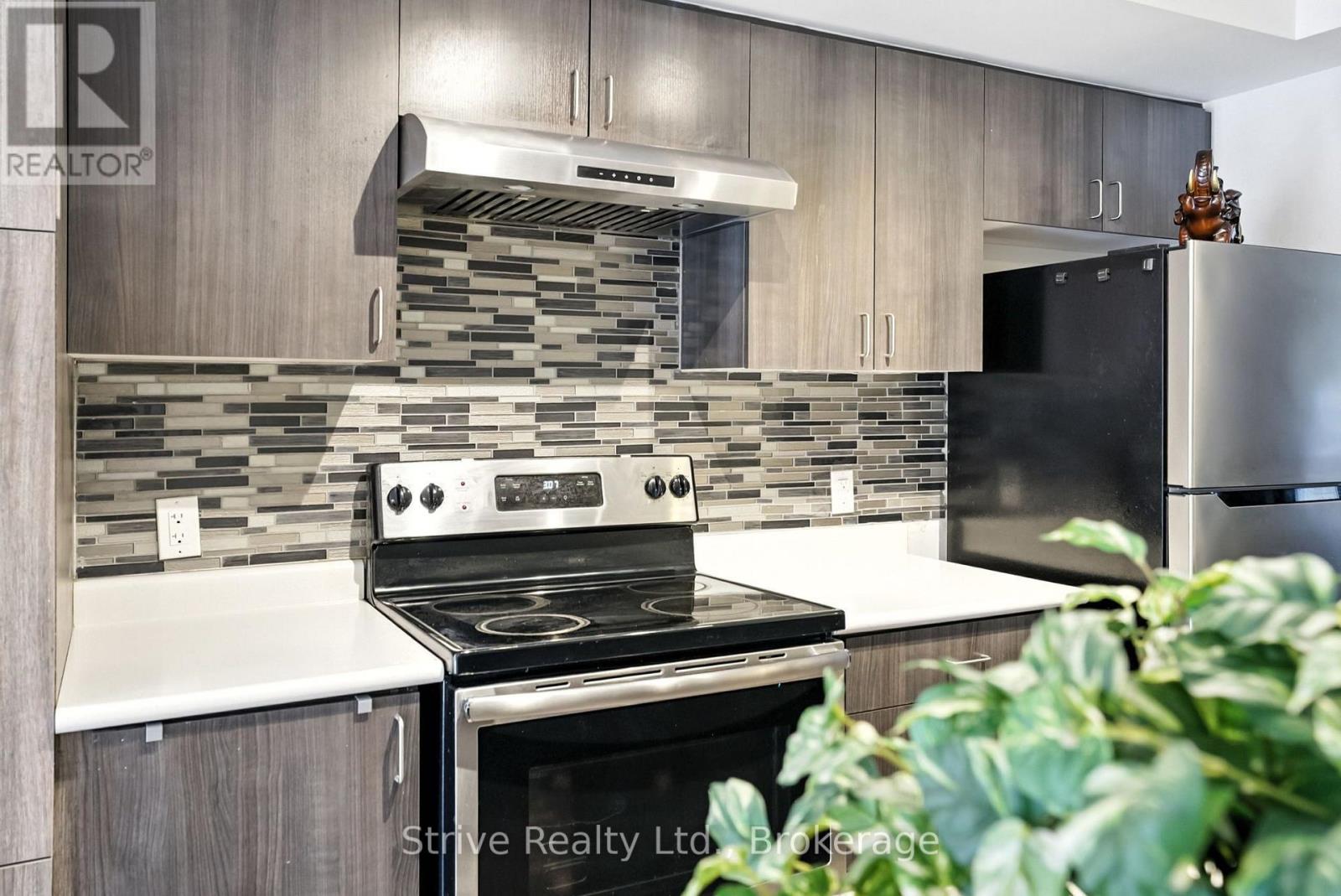 #68 2500 HILL RISE COURT - 23