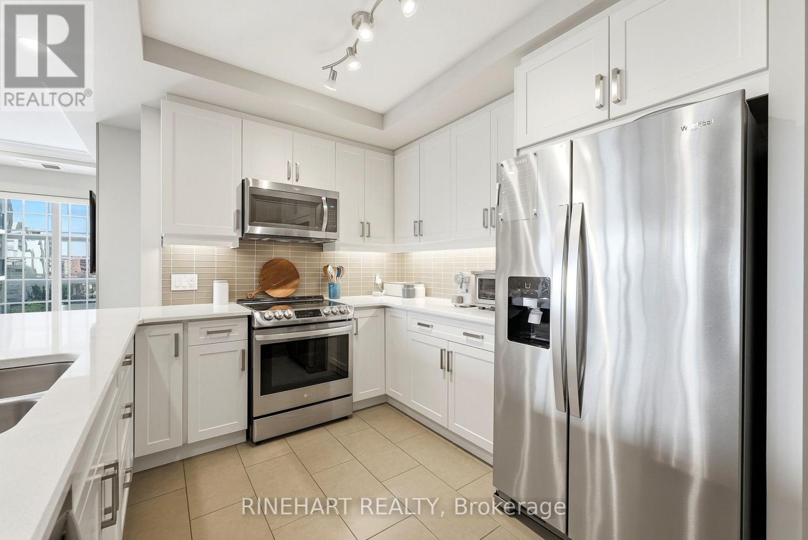 #706 505 TALBOT STREET - Image 16