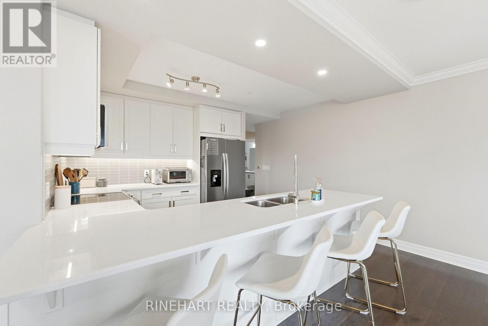 #706 505 TALBOT STREET - Image 19