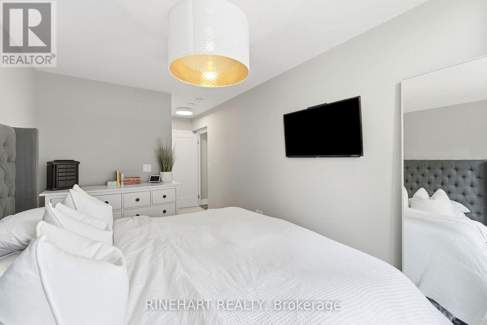 #706 505 TALBOT STREET - Image 29