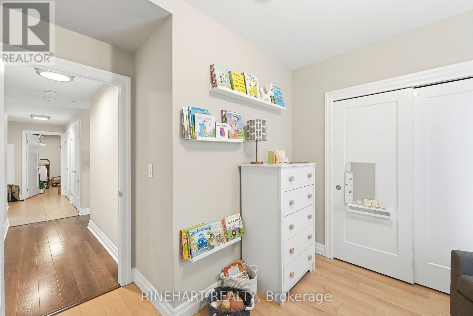 #706 505 TALBOT STREET - Image 33