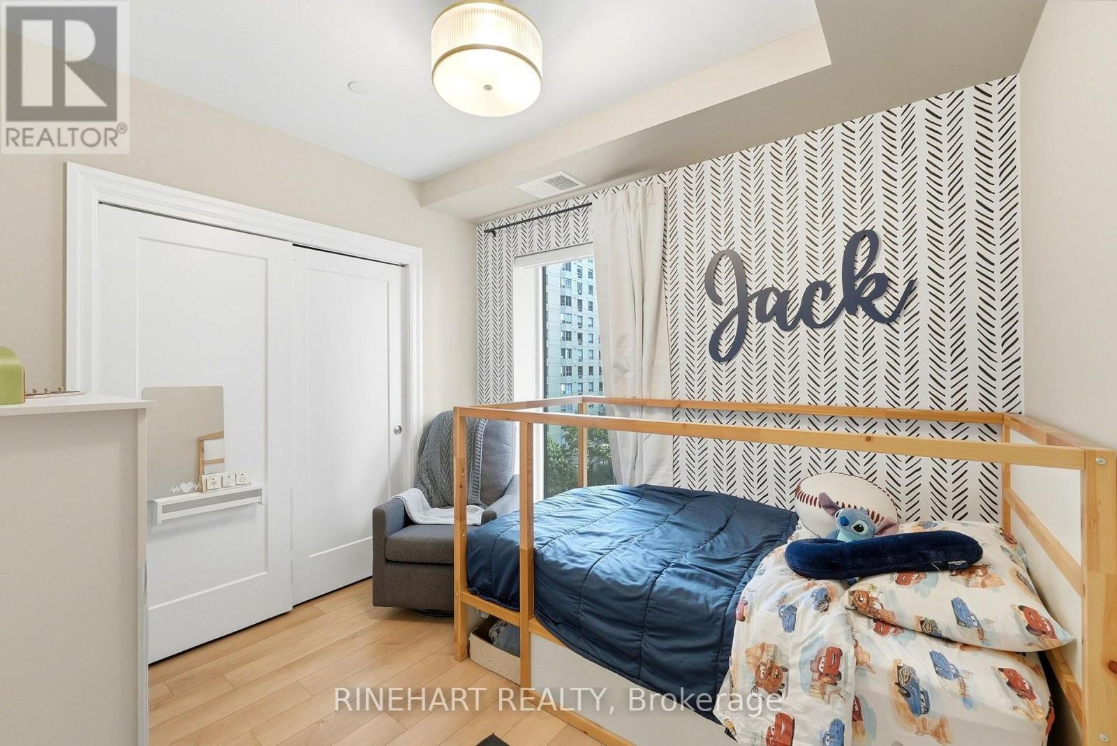 #706 505 TALBOT STREET - Image 36