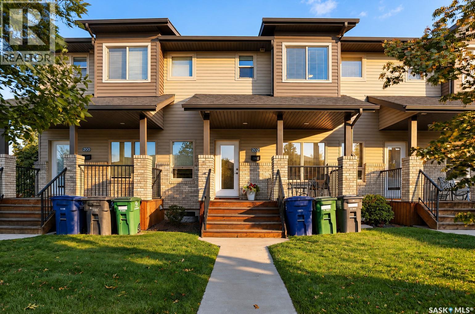 202 Maningas BEND, Saskatoon — photo 2