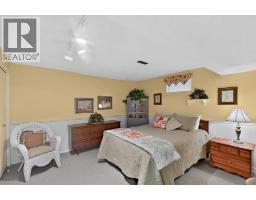 1218 Great Lakes Place S, Lethbridge, AB T1K6R6 Photo 36