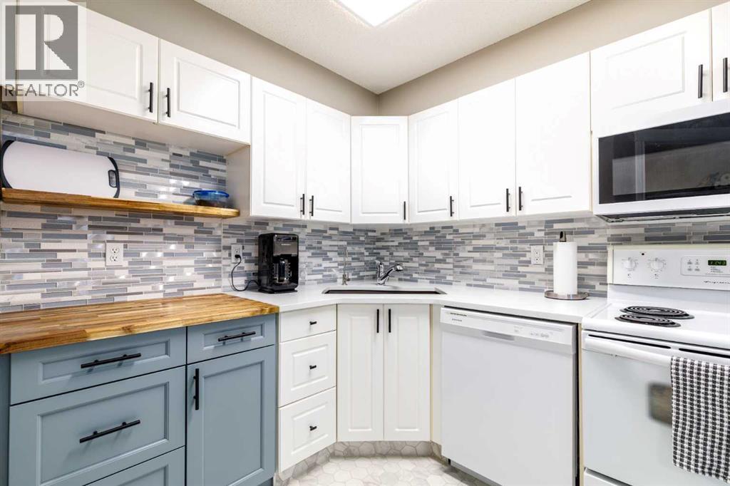 #206 56 Carroll Crescent - 8