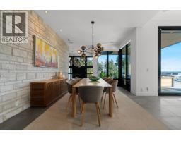 4799 Clovelly Walk, West Vancouver, BC V7W1H7 Photo 14