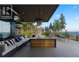 4799 Clovelly Walk, West Vancouver, BC V7W1H7 Photo 16