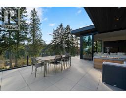 4799 Clovelly Walk, West Vancouver, BC V7W1H7 Photo 19