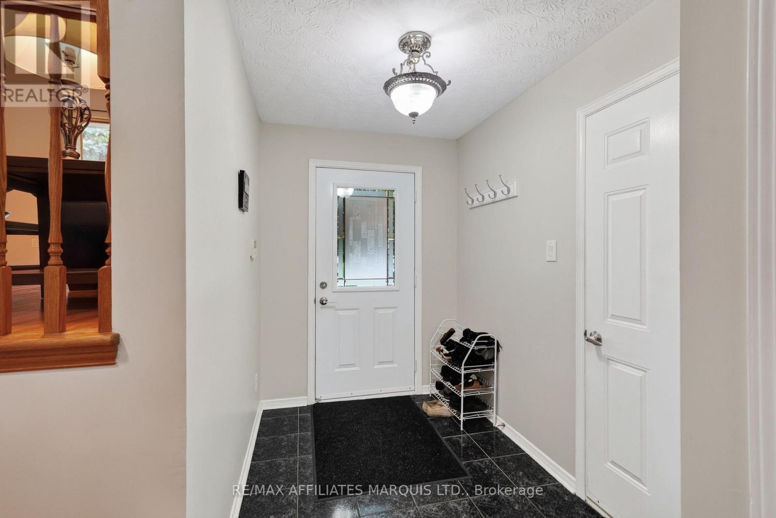 828 CHELSEA CRESCENT, Cornwall — photo 3