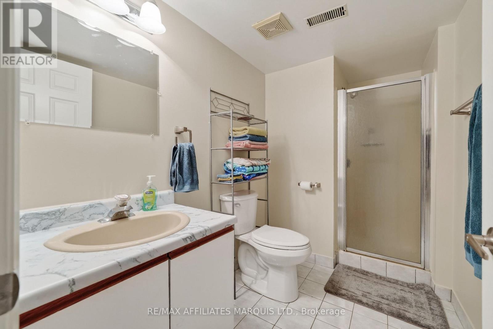 828 CHELSEA CRESCENT - Image 34