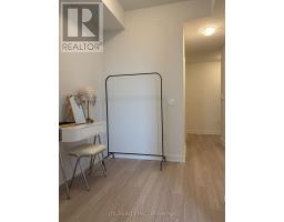 1 Quarrington Lane, Toronto, ON M3C0S4 Photo 8