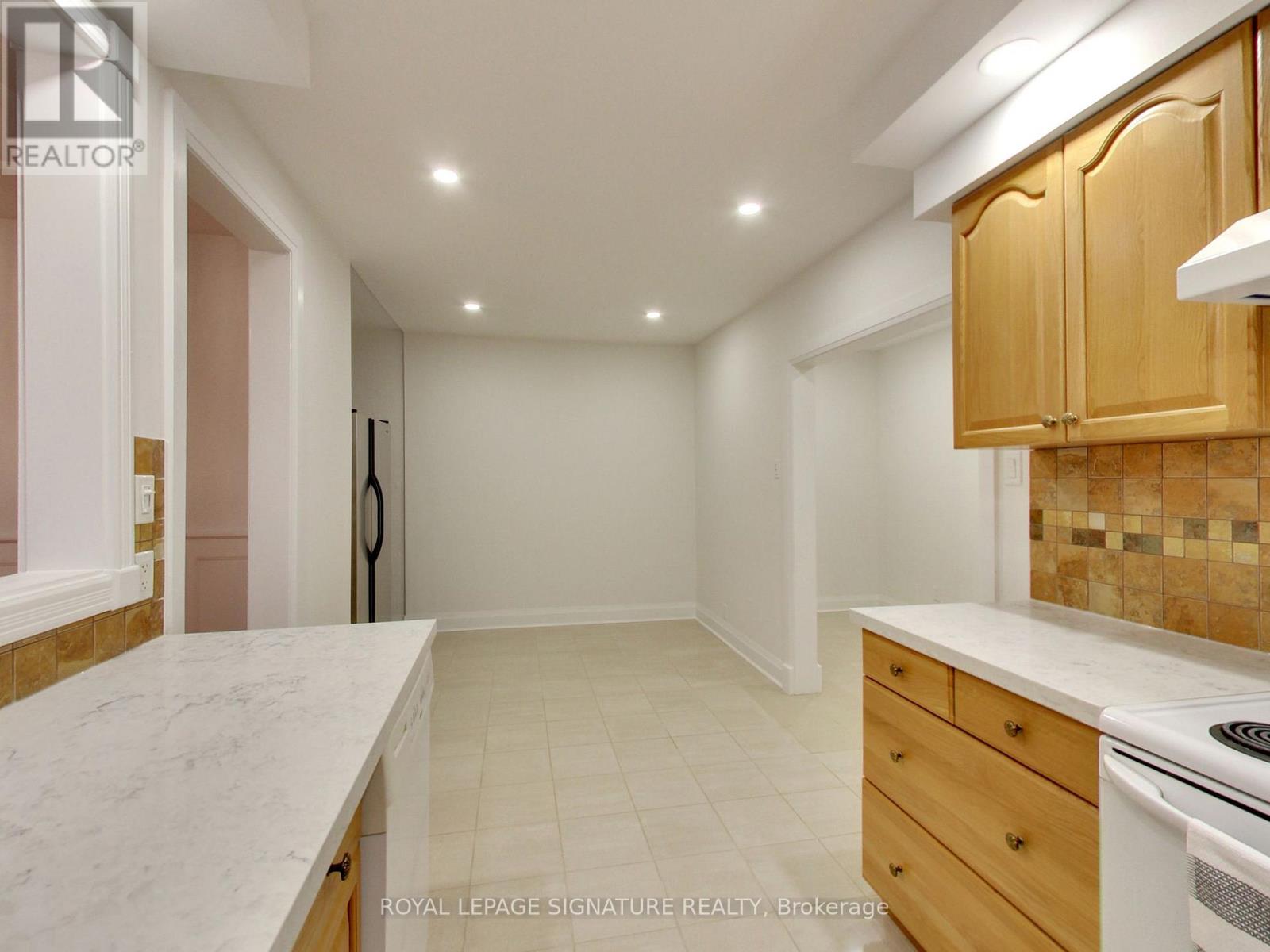 MAIN - 1691 BATHURST STREET, Toronto (Forest Hill South) — photo 7