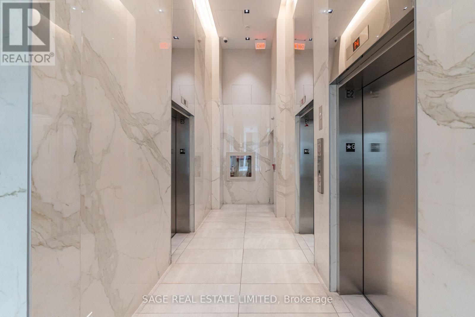 501 St Clair Avenue West — photo 29