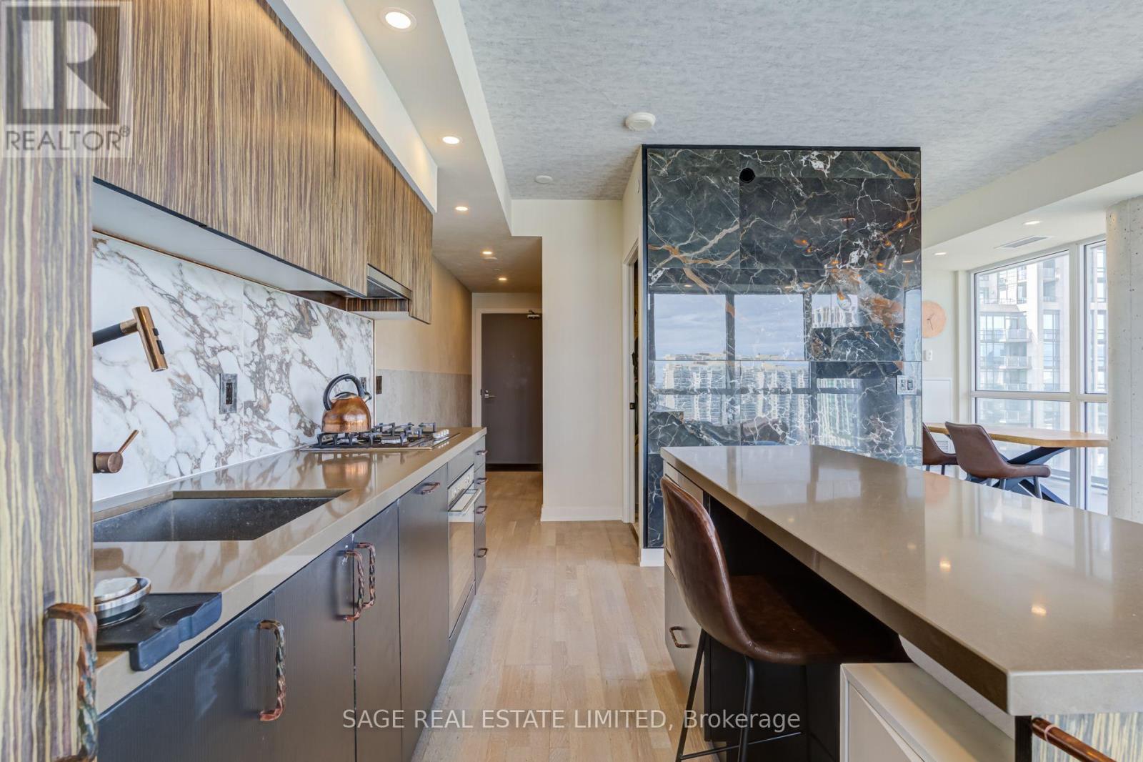 1902 - 501 ST CLAIR AVENUE W, Toronto (Casa Loma) — photo 9