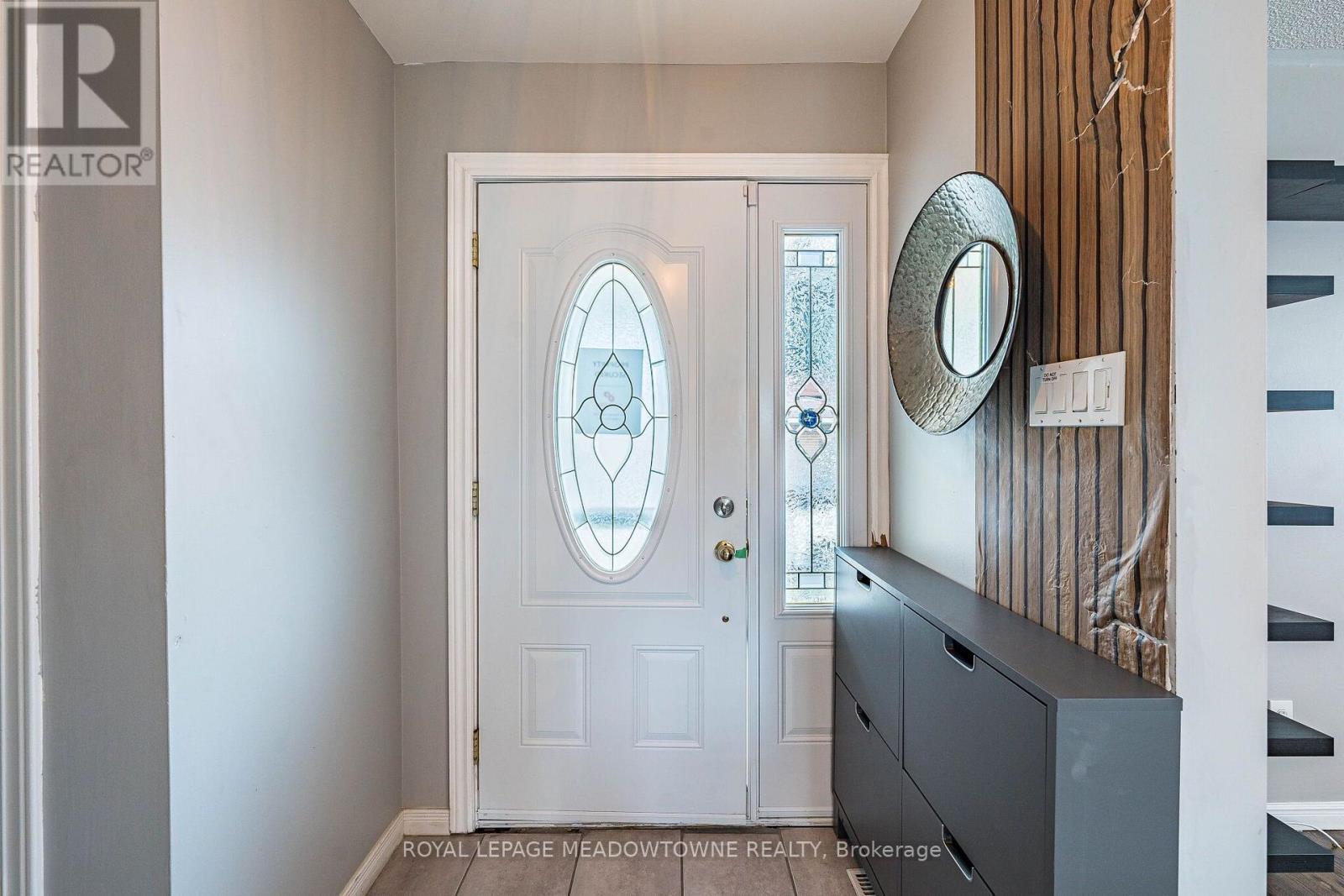 46 Reigate Avenue, Brampton, ON photo 6
