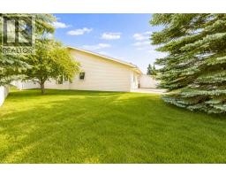 28 Dale Close, Red Deer, AB T4R2L4 Photo 28