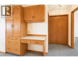 28 Dale Close, Red Deer, AB T4R2L4 Photo 15