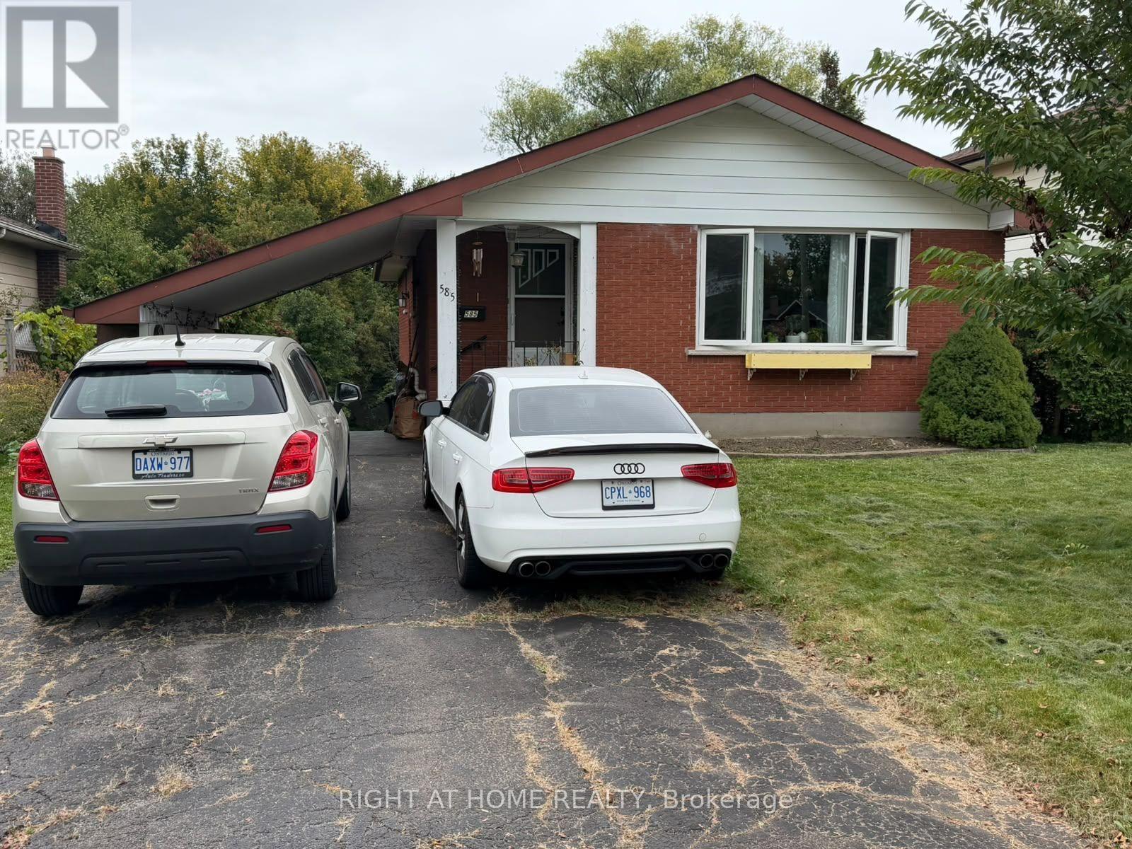 585 BRENTWOOD AVENUE, Oshawa (O'Neill)