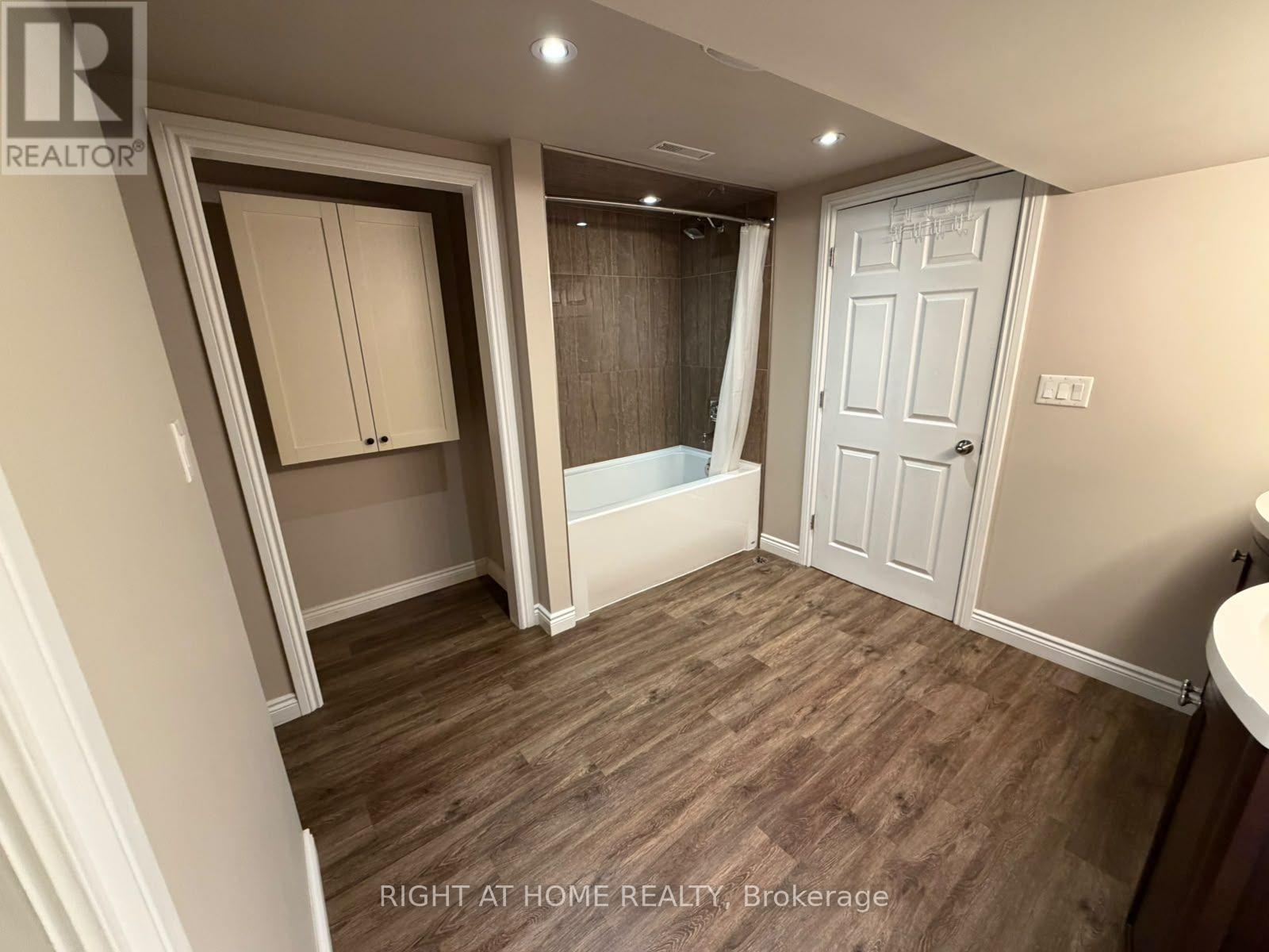 585 BRENTWOOD AVENUE, Oshawa (O'Neill) — photo 6