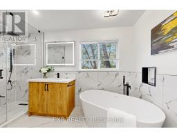 106 Smales (main & 2nd) Drive, Ajax, ON L1Z1G8 Photo 9