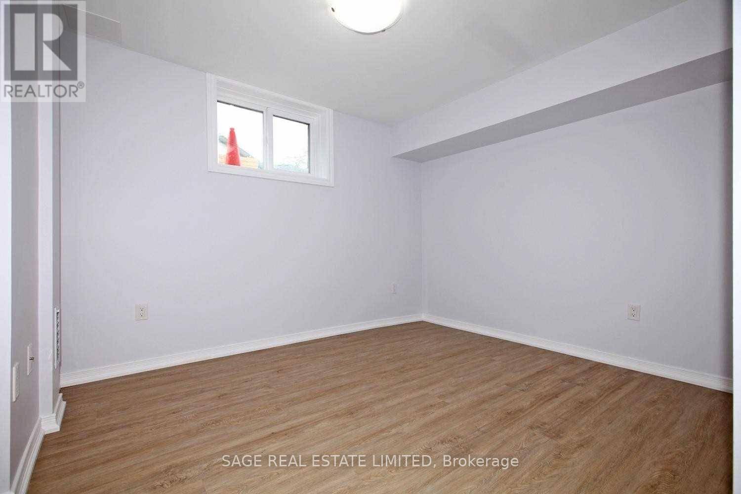 LOWER - 14 FURNIVAL ROAD, Toronto (O'Connor-Parkview) — photo 12