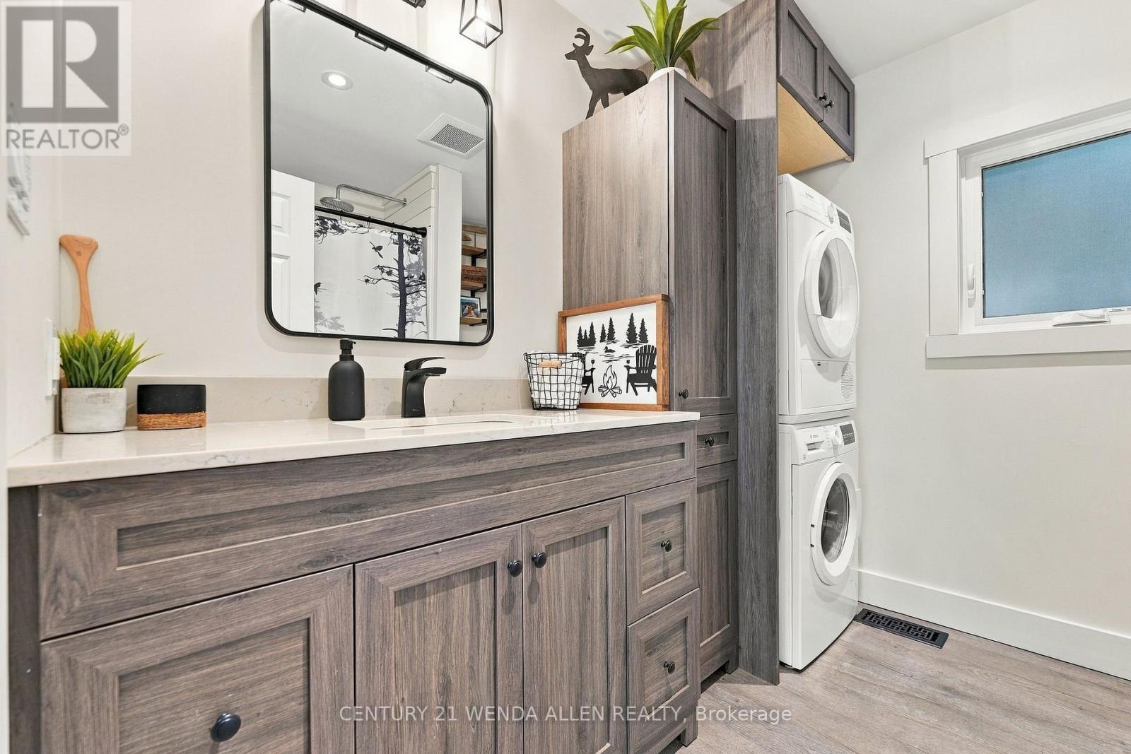1424 REDKENN ROAD - 28