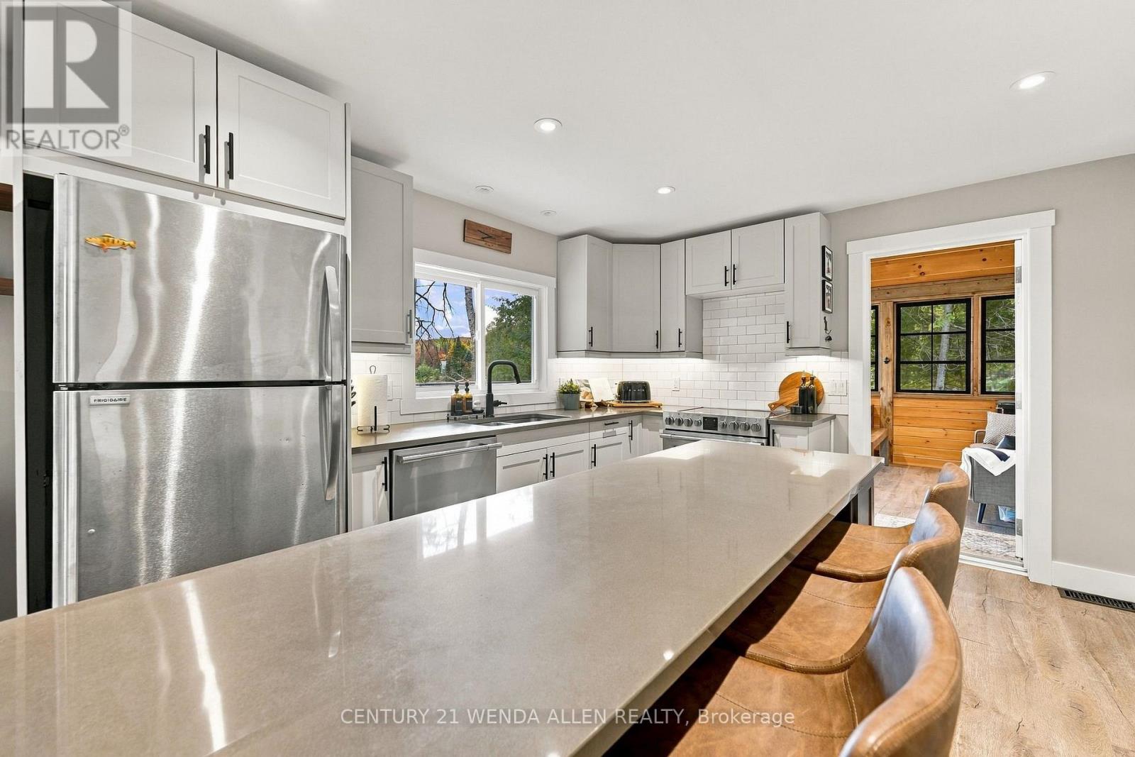 1424 REDKENN ROAD - Image 32